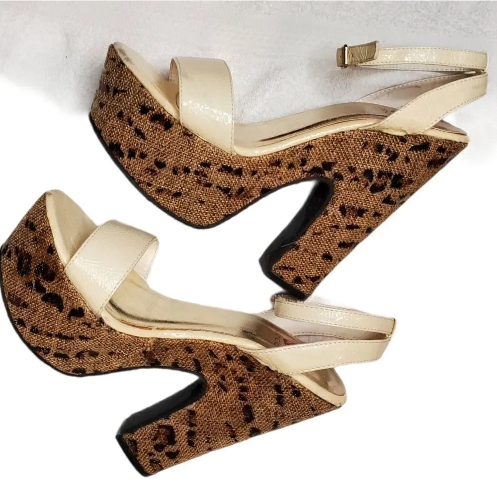 Red Circle Leopard Chunky Platform - Picture 2 of 14